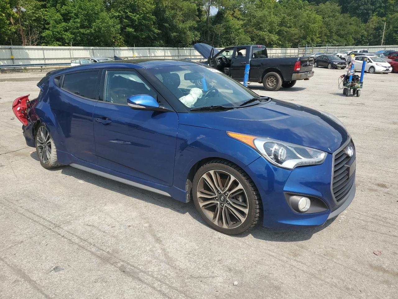 KMHTC6AE3GU278777 2016 Hyundai Veloster Turbo