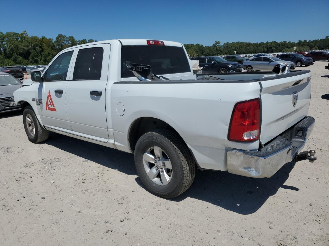 2022 Ram 1500 Classic Tradesman VIN: 3C6RR6KT6NG275499 Lot: 63395473