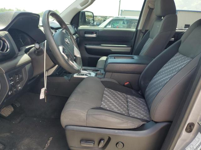  TOYOTA TUNDRA 2019 Srebrny