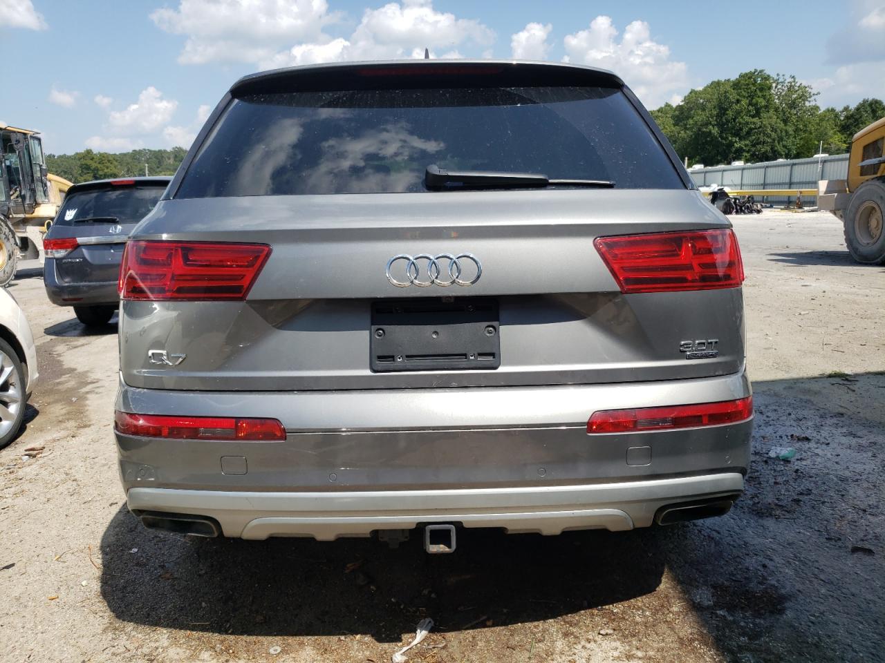 WA1VAAF73JD004867 2018 Audi Q7 Prestige