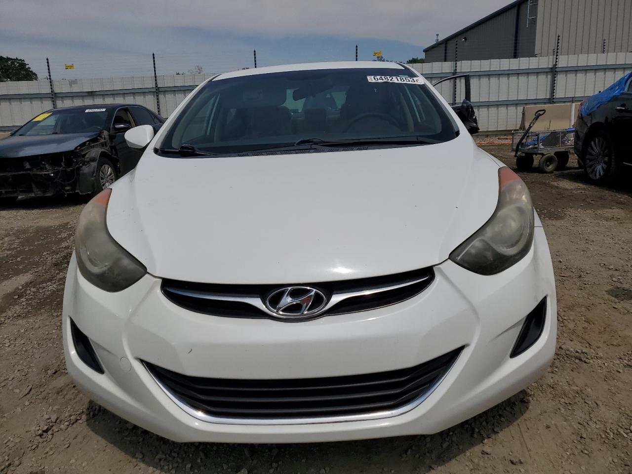 2011 Hyundai Elantra - Image 5
