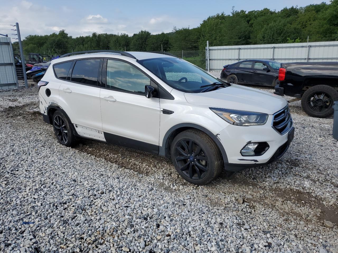 2018 Ford Escape Se VIN: 1FMCU9GD5JUC07598 Lot: 63008473