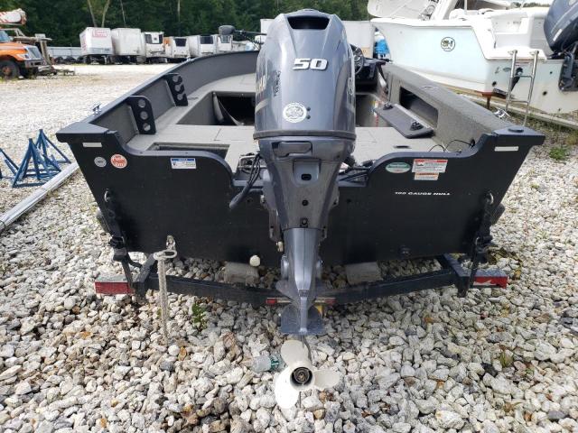2020 STARCRAFT BOAT  
