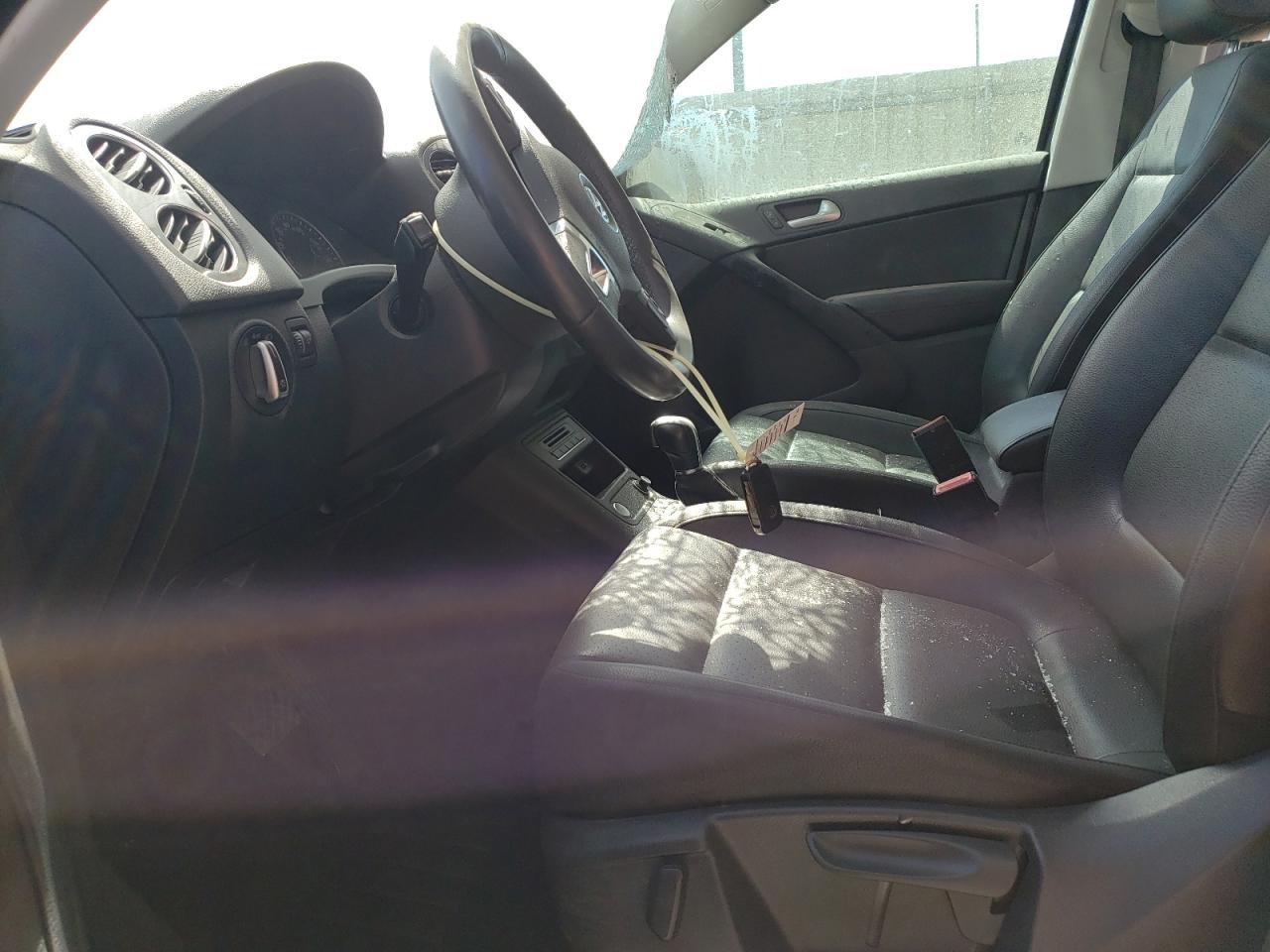 2016 Volkswagen Tiguan - Image 7