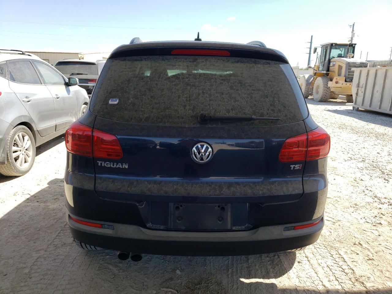 2016 Volkswagen Tiguan - Image 6