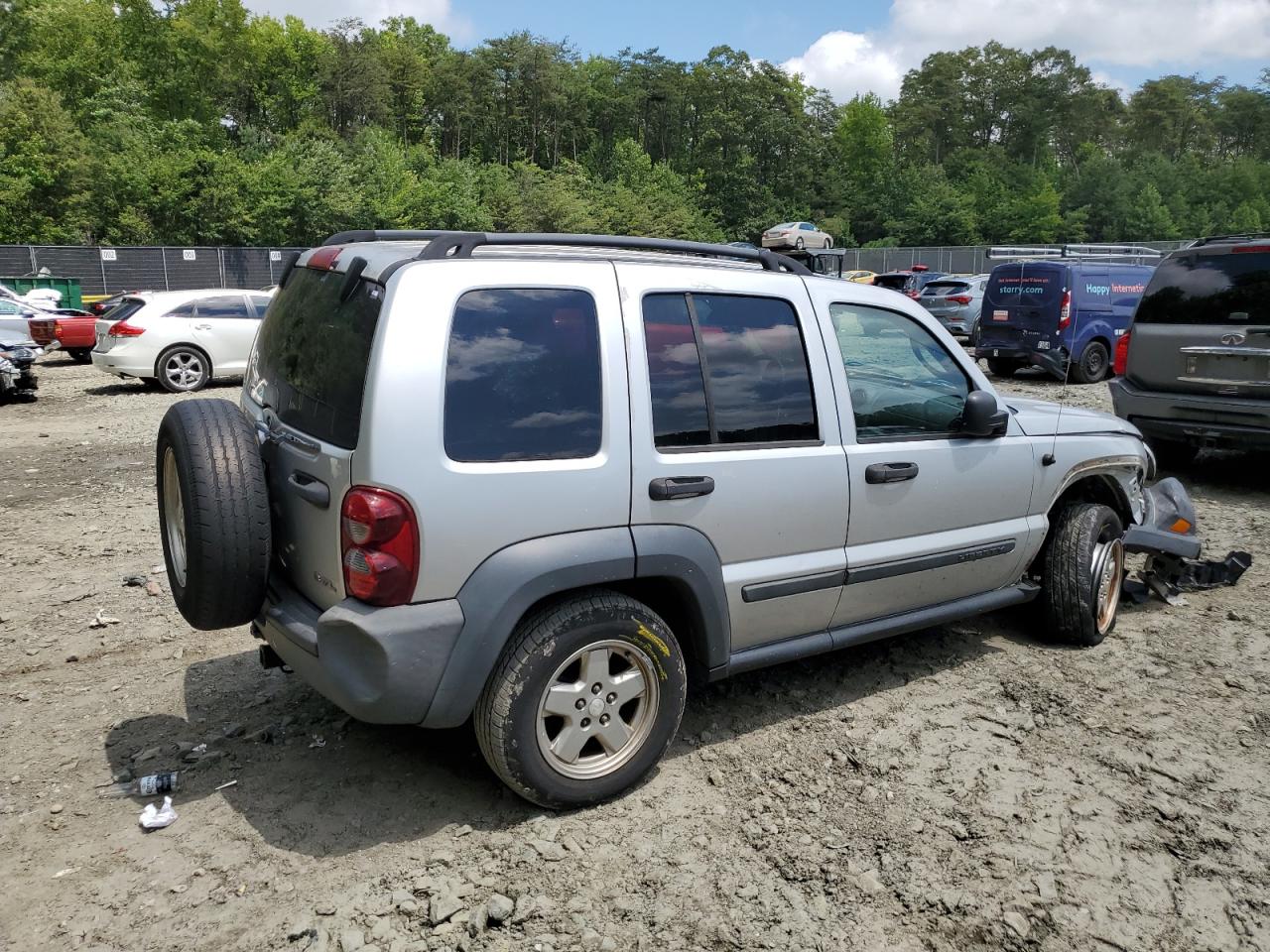 2006 Jeep Liberty (North America) - Image 3