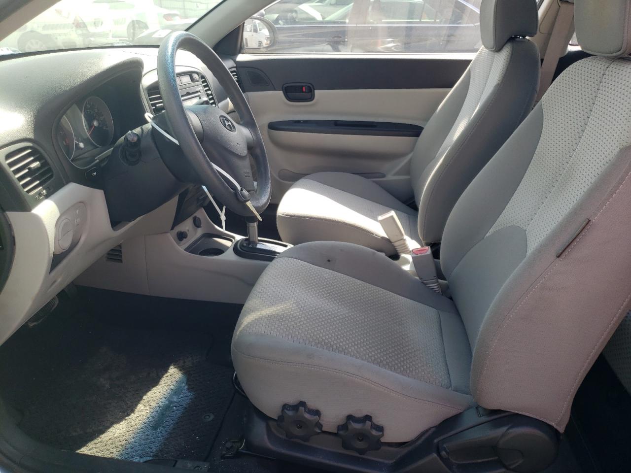 2008 Hyundai Accent Gs VIN: KMHCM36C98U093301 Lot: 63564783