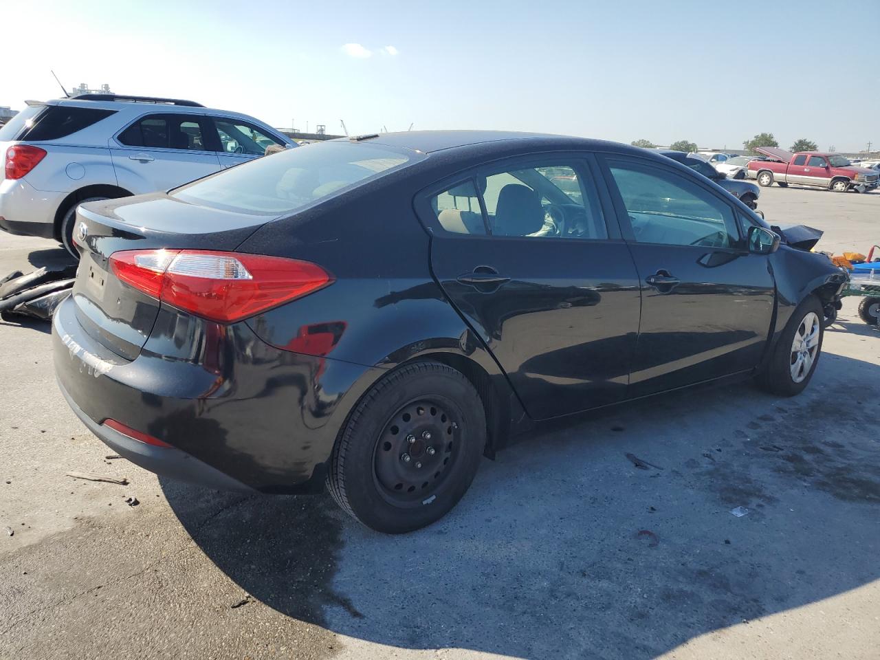 VIN KNAFK4A69F5308842 2015 KIA FORTE no.3