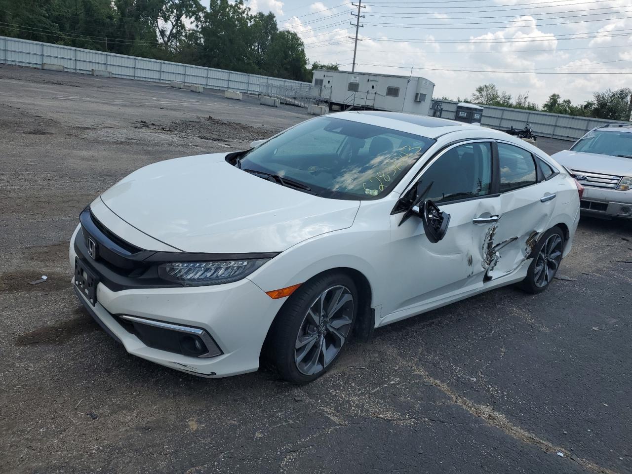 2019 Honda Civic Touring VIN: 19XFC1F96KE002245 Lot: 62837243