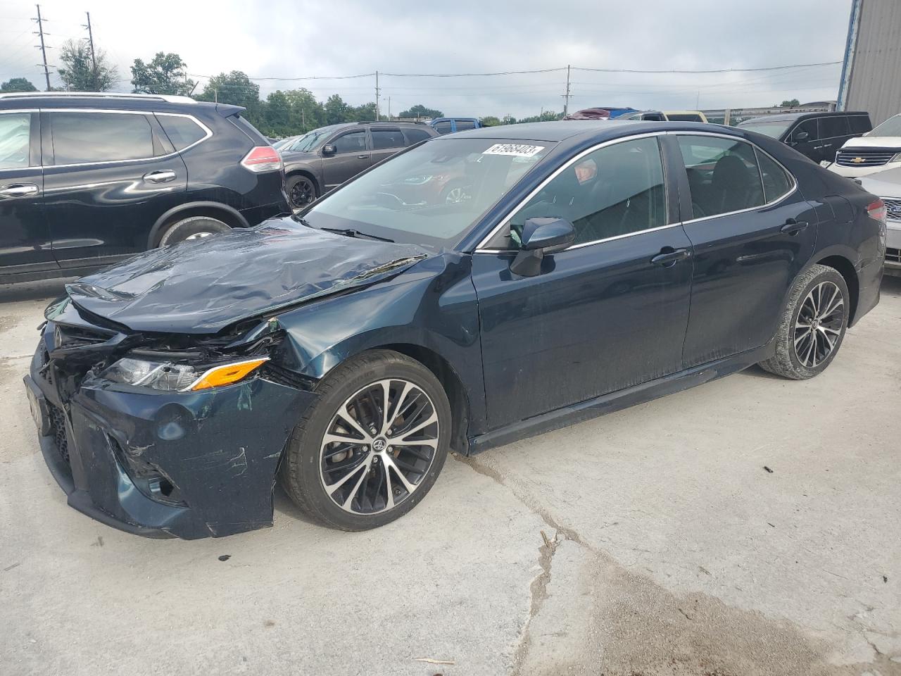 2018 Toyota Camry L VIN: 4T1B11HK4JU593823 Lot: 61968403