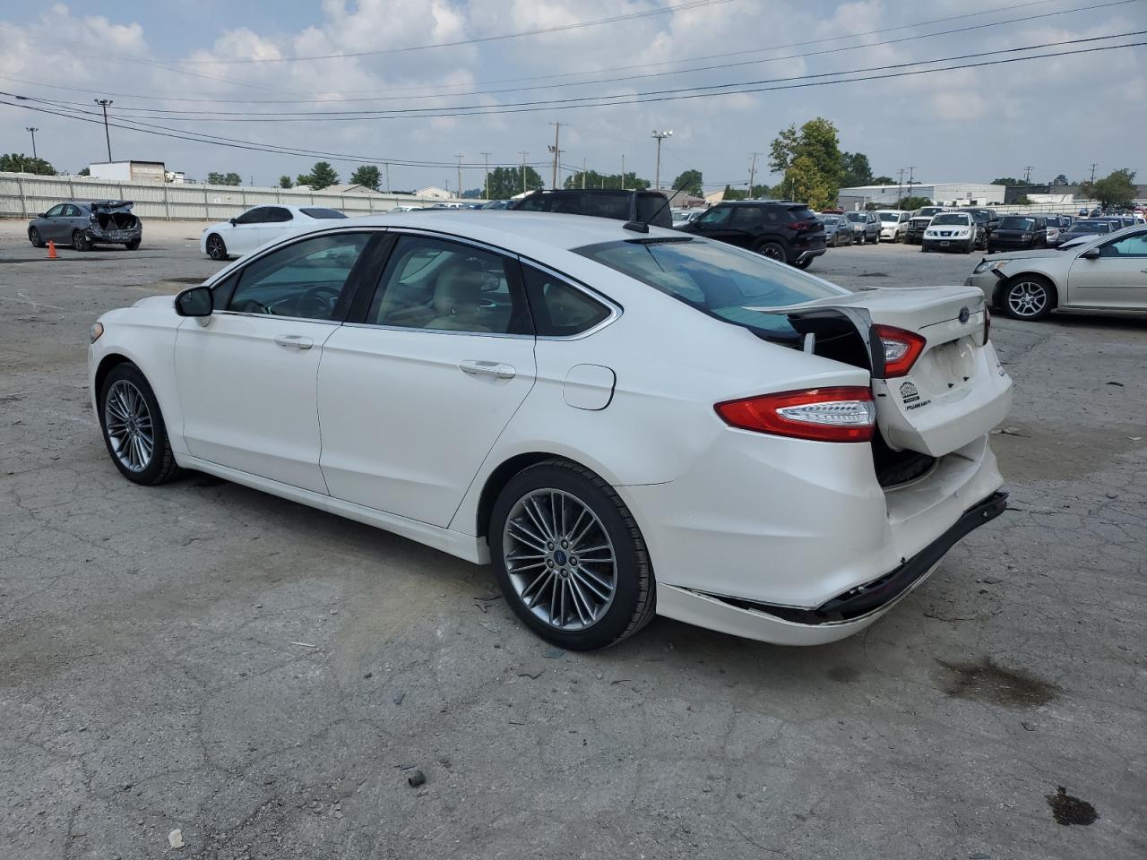 2013 Ford Fusion - Image 2