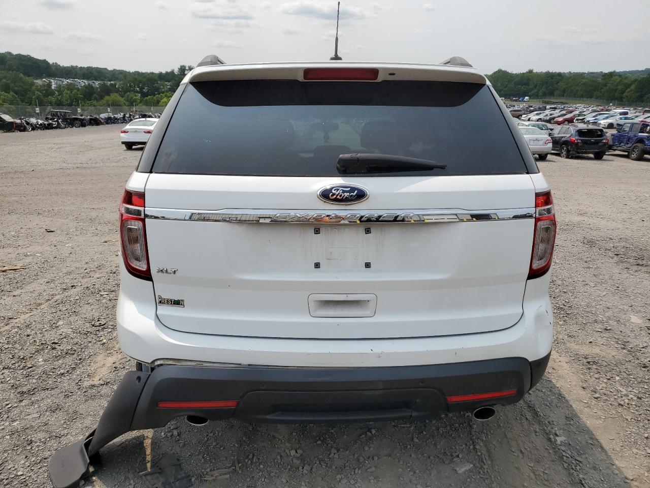 2014 Ford Explorer - Image 6