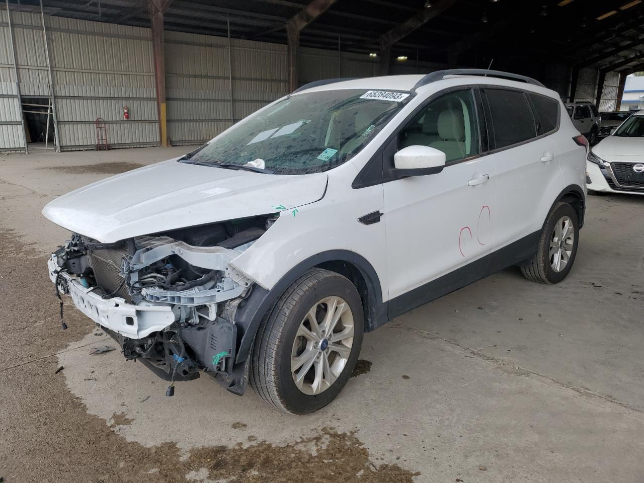 1FMCU0HD8JUC44798 2018 Ford Escape Sel