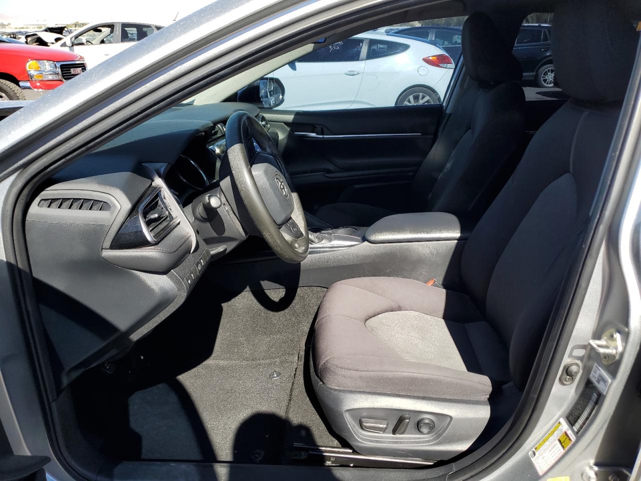 2019 Toyota Camry L VIN: 4T1B11HK6KU806031 Lot: 63106723