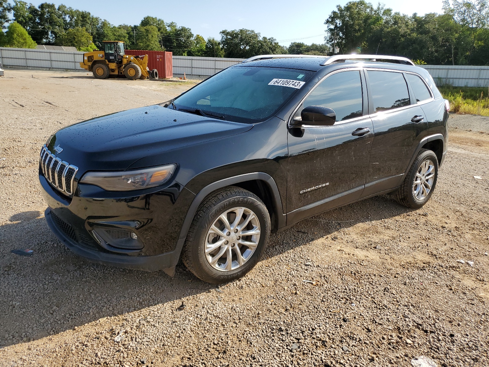 2019 Jeep Cherokee Latitude vin: 1C4PJLCB8KD175778