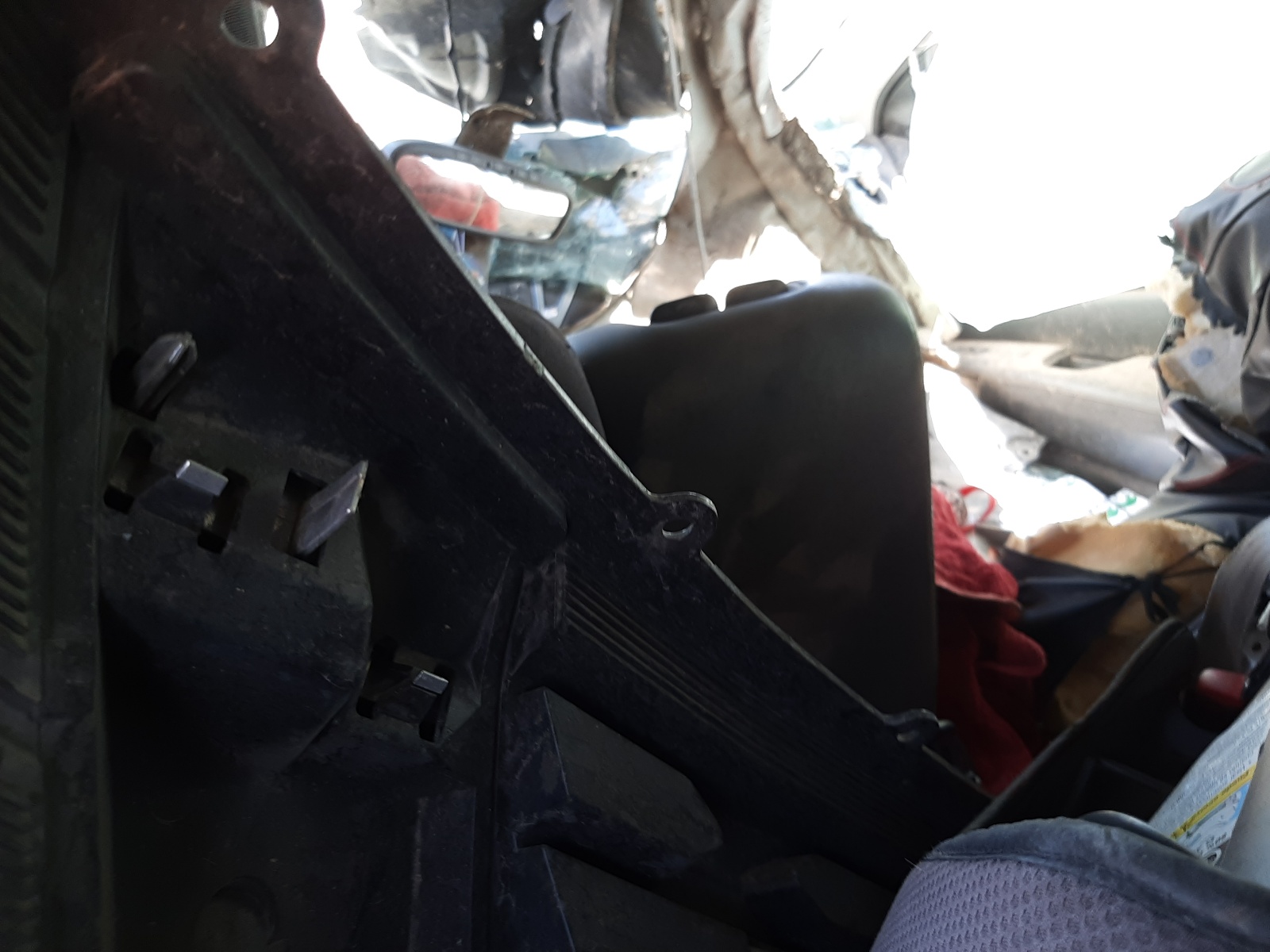 5N1DR2MN4JC667061 2018 Nissan Pathfinder S