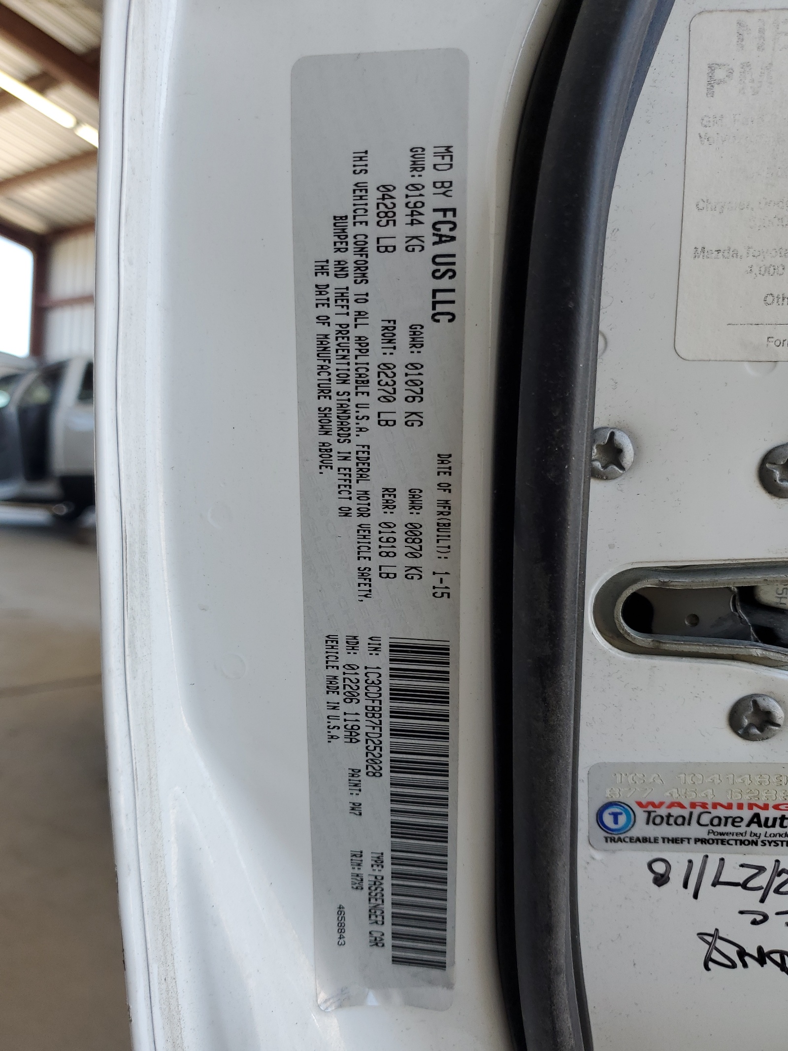 1C3CDFBB7FD252028 2015 Dodge Dart Sxt