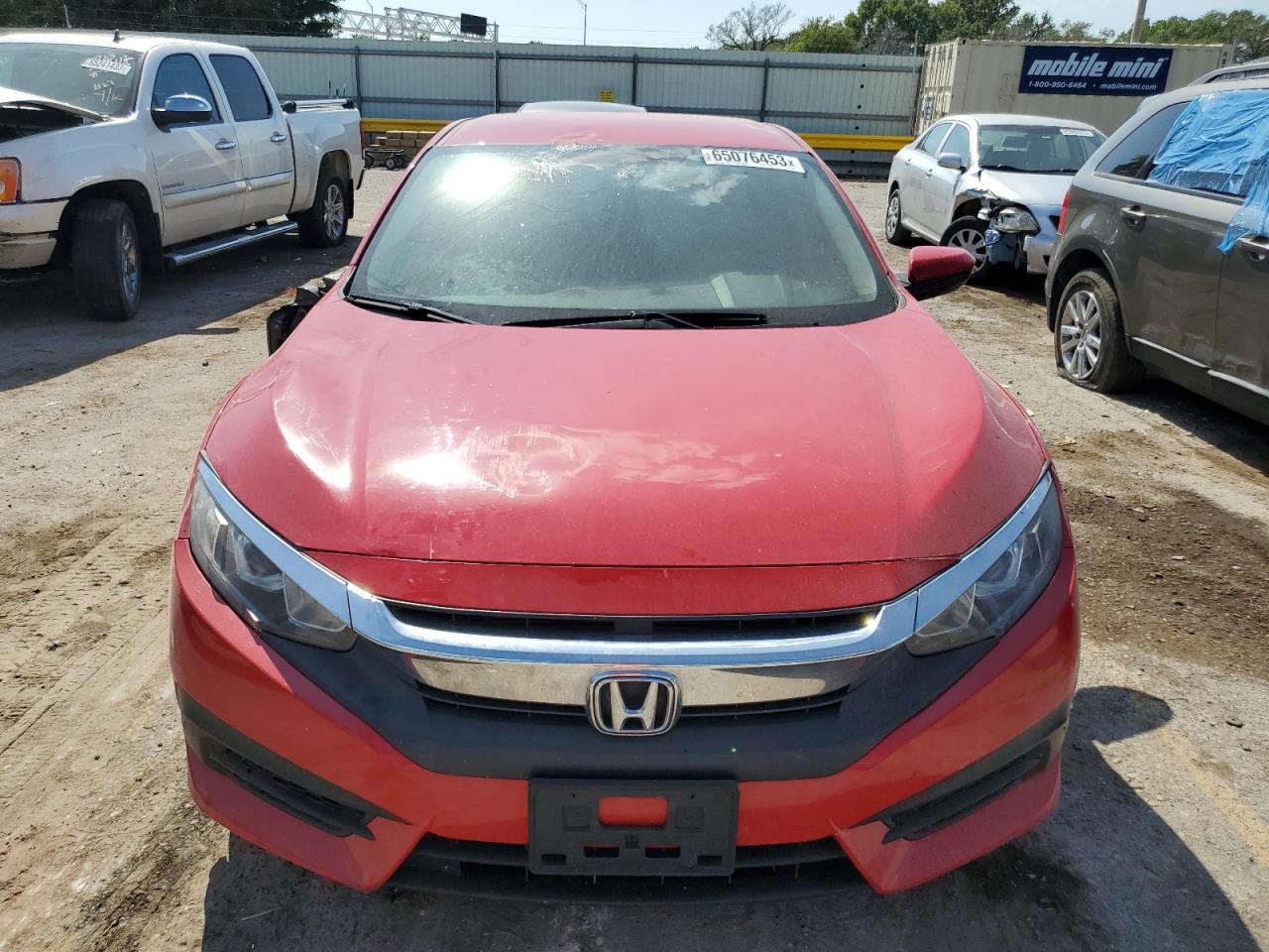 2HGFC2F52HH549112 2017 Honda Civic Lx