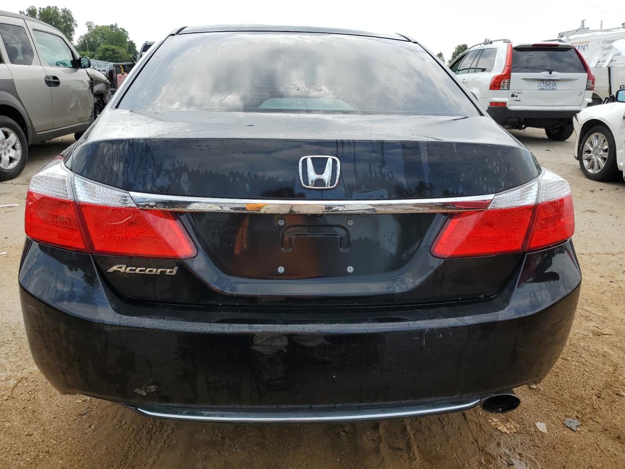 2015 Honda Accord Lx VIN: 1HGCR2F35FA045956 Lot: 62420423