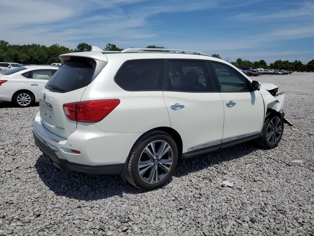 5N1DR2MNXKC592044 2019 Nissan Pathfinder S