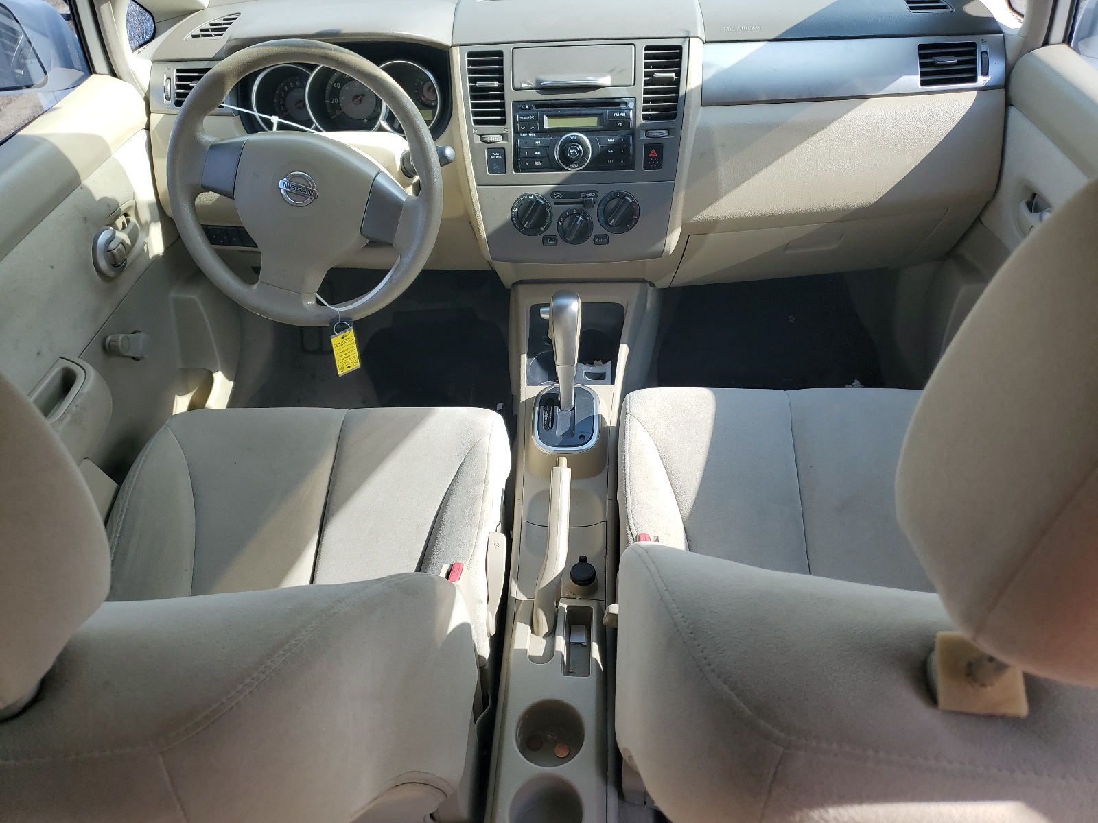 3N1BC13E88L370997 2008 Nissan Versa S