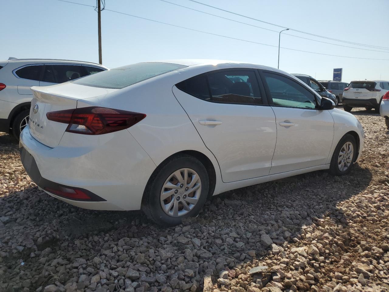 2019 Hyundai Elantra Se VIN: 5NPD74LFXKH486651 Lot: 65768153