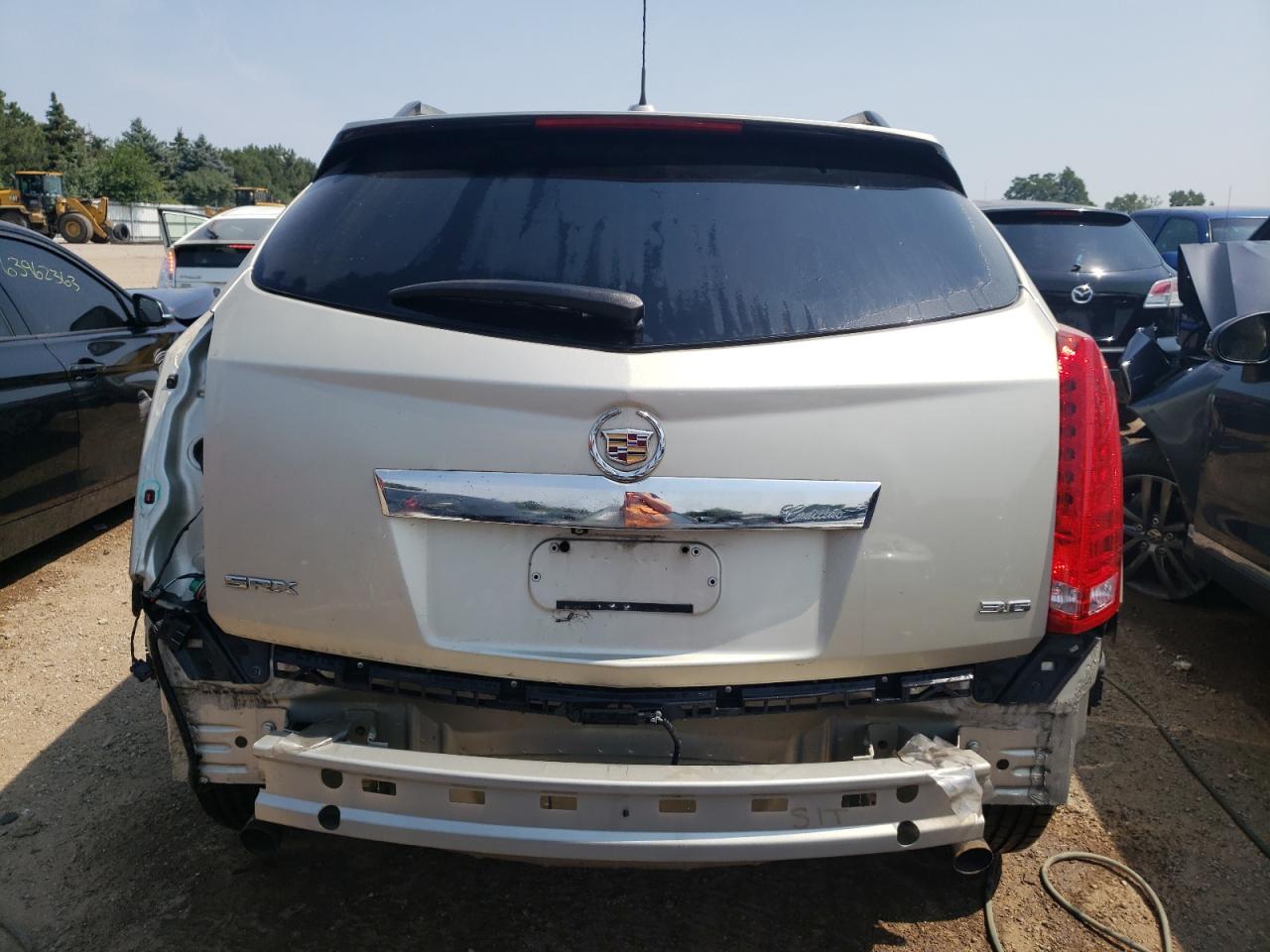 3GYFNBE33FS570628 2015 Cadillac Srx Luxury Collection