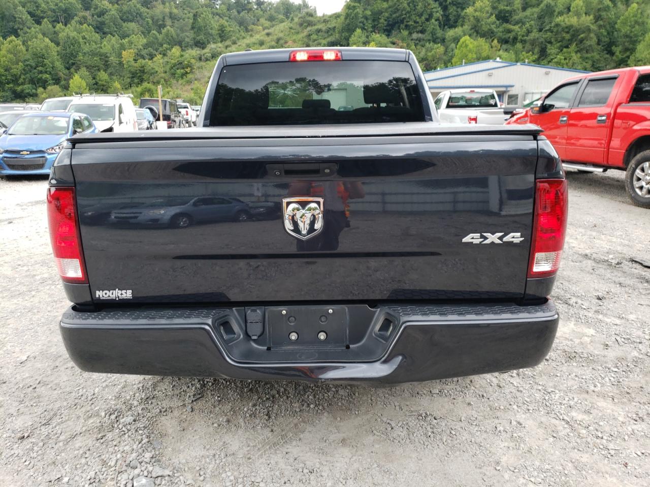 2018 Ram 1500 St VIN: 1C6RR7FG6JS308569 Lot: 63561273