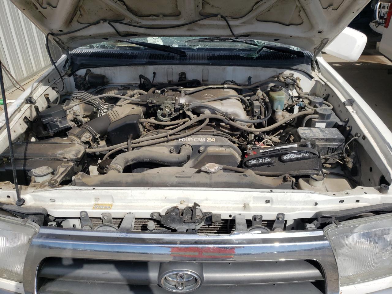 1996 Toyota 4Runner - Image 12