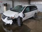 2007 Chrysler Town & Country Limited zu verkaufen in Des Moines, IA - Front End