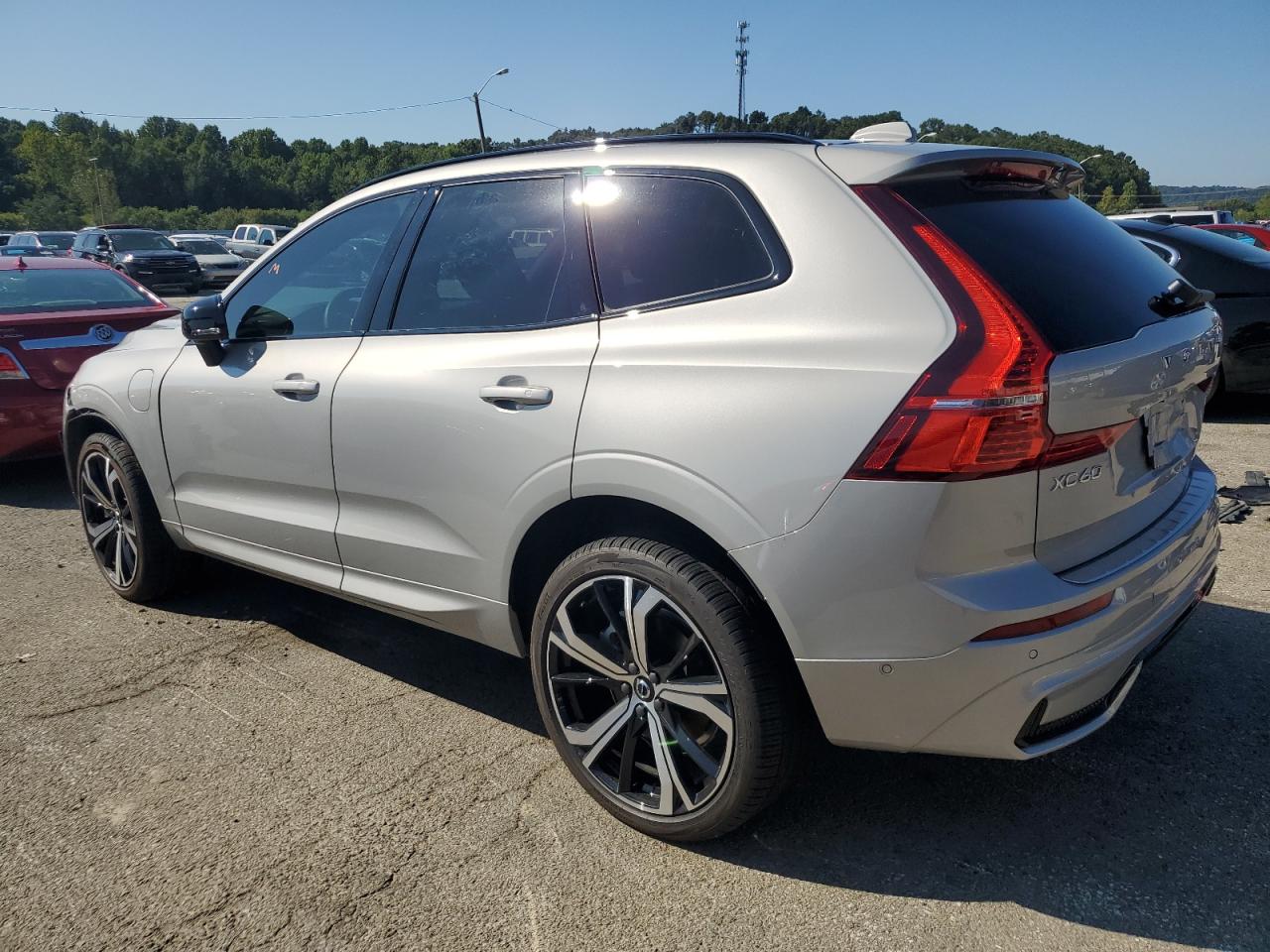 2022 Volvo Xc60 T8 Recharge R-Design VIN: YV4H60DM0N1042035 Lot: 65459733