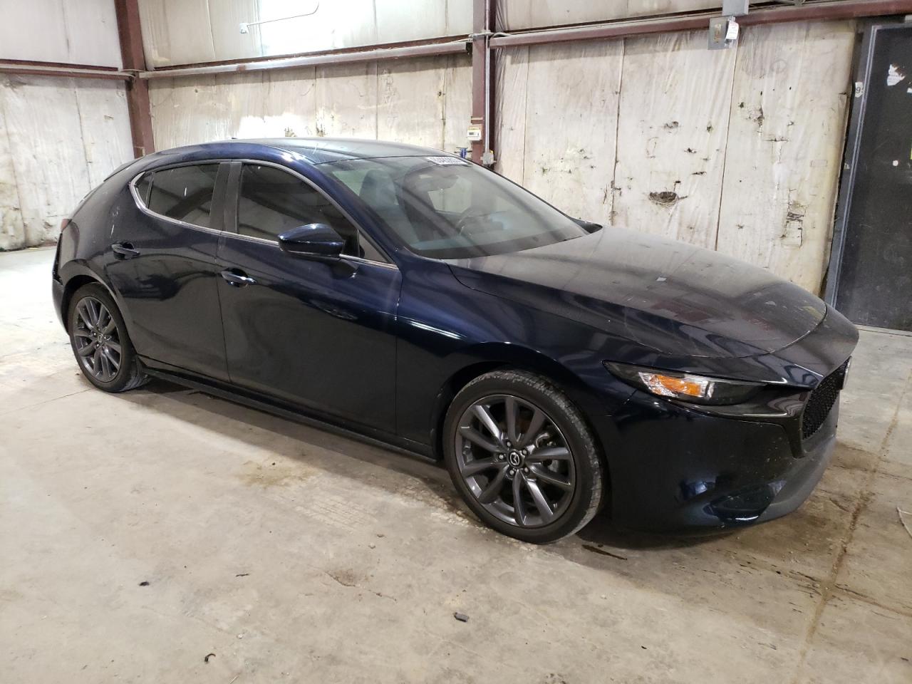 2019 Mazda 3 Preferred VIN: JM1BPAMM8K1141211 Lot: 63483903