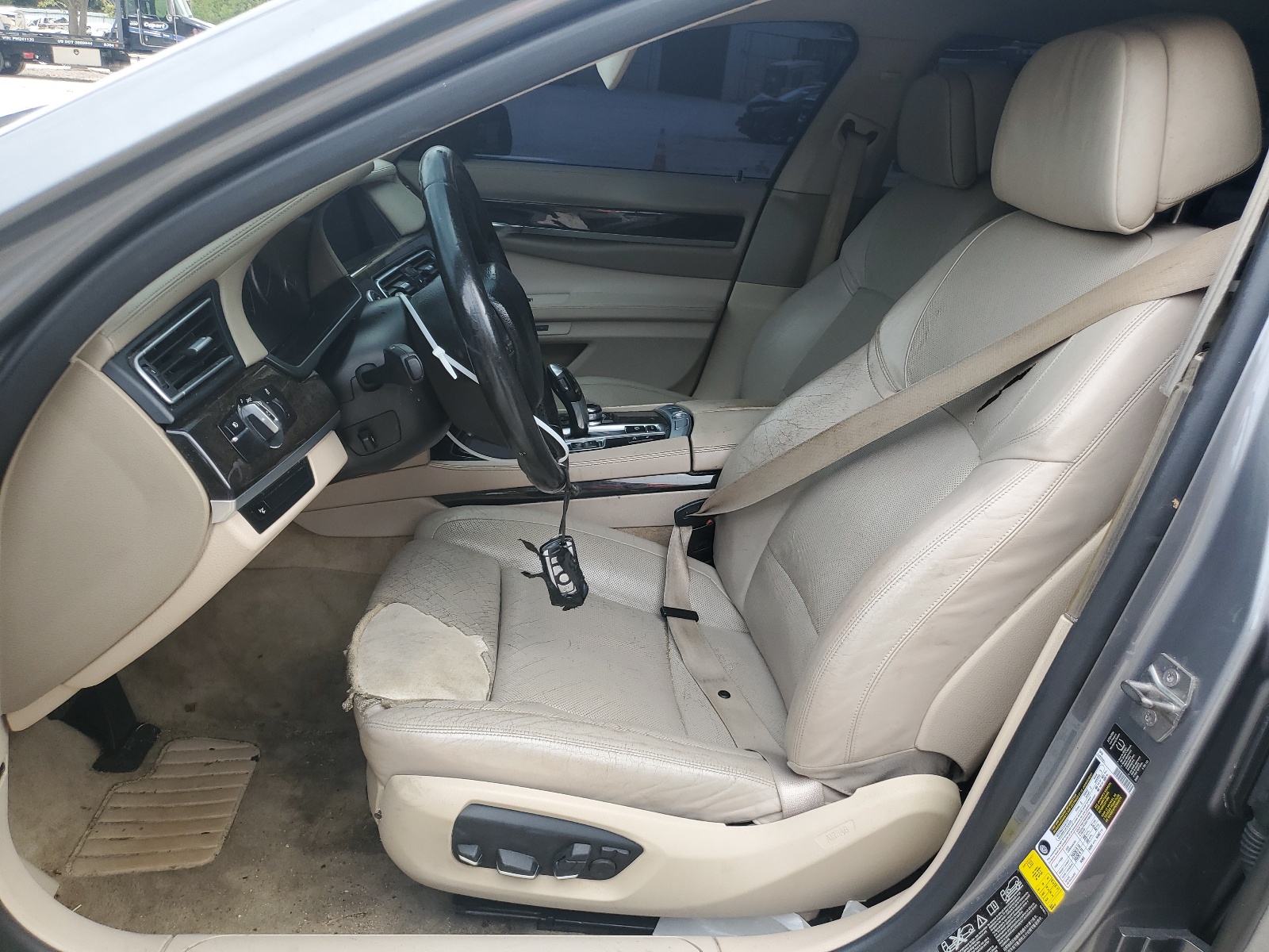 WBAYF4C56DDE23552 2013 BMW 740 Lxi