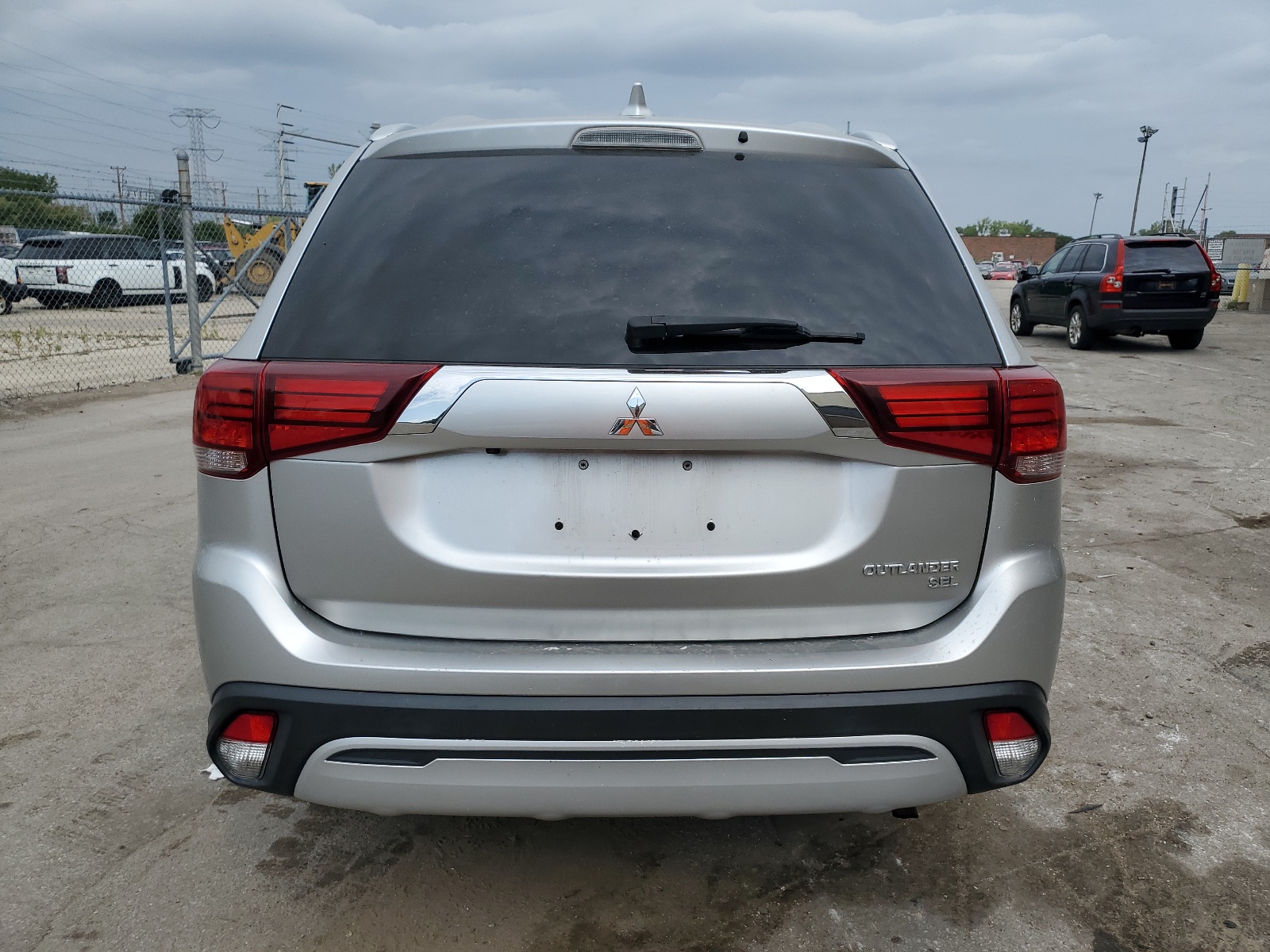 JA4AZ3A35KZ040877 2019 Mitsubishi Outlander Se