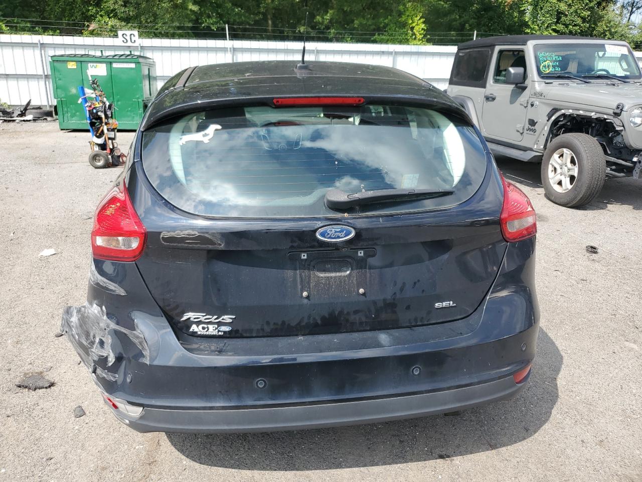 1FADP3M22HL326733 2017 Ford Focus Sel