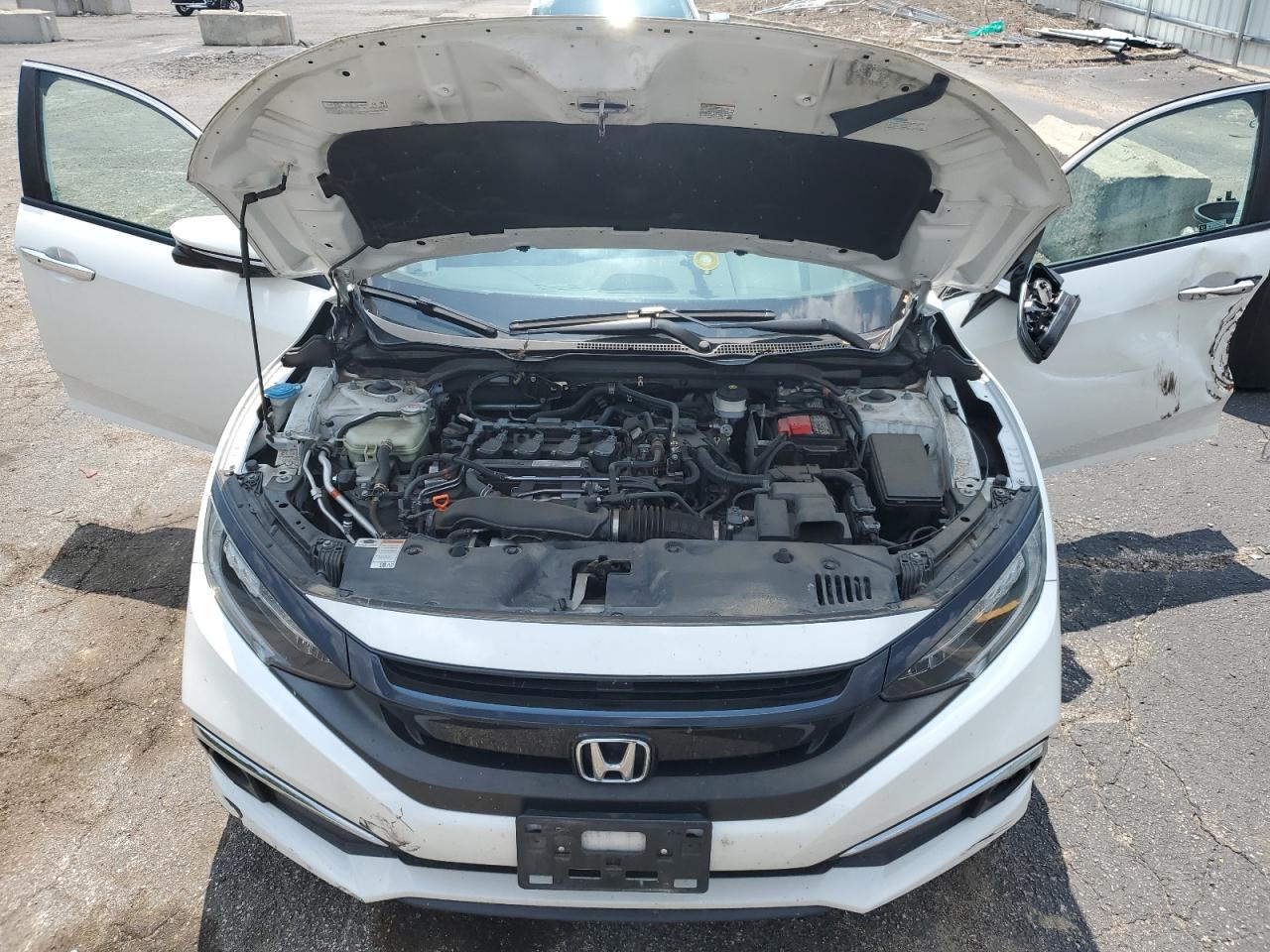 2019 Honda Civic Touring VIN: 19XFC1F96KE002245 Lot: 74199054