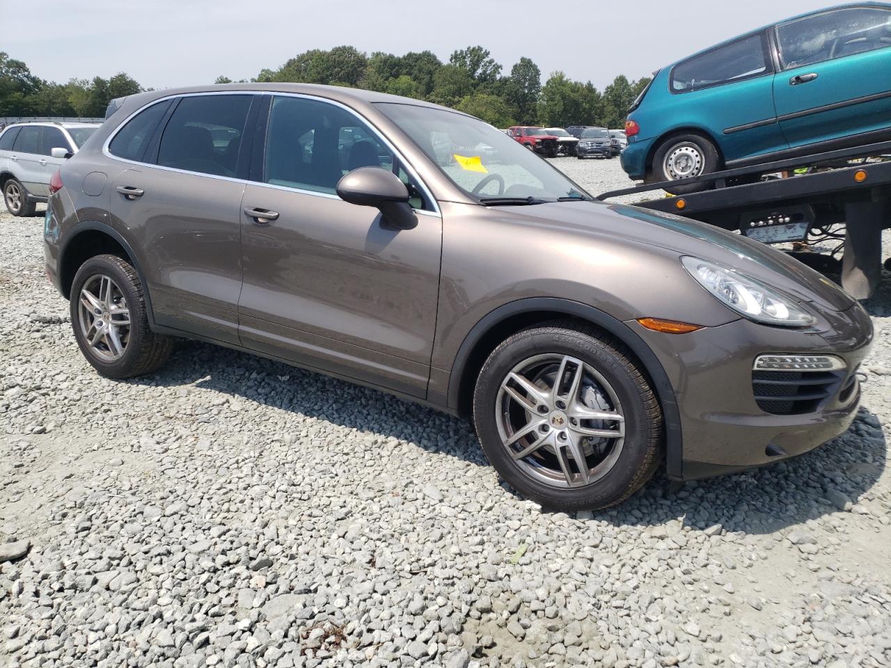 2011 Porsche Cayenne S VIN: WP1AB2A20BLA55770 Lot: 64952273