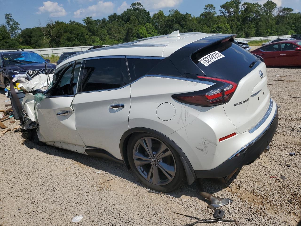 2019 Nissan Murano - Image 2