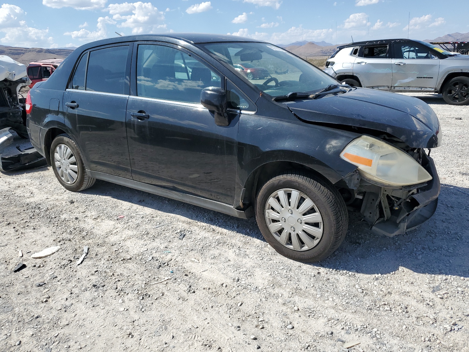 3N1BC11E28L369539 2008 Nissan Versa S