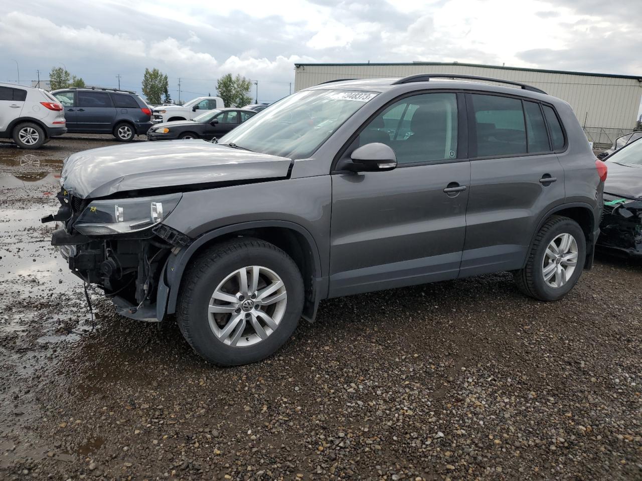 WVGHV7AX1HK017717 2017 VOLKSWAGEN TIGUAN - Image 1