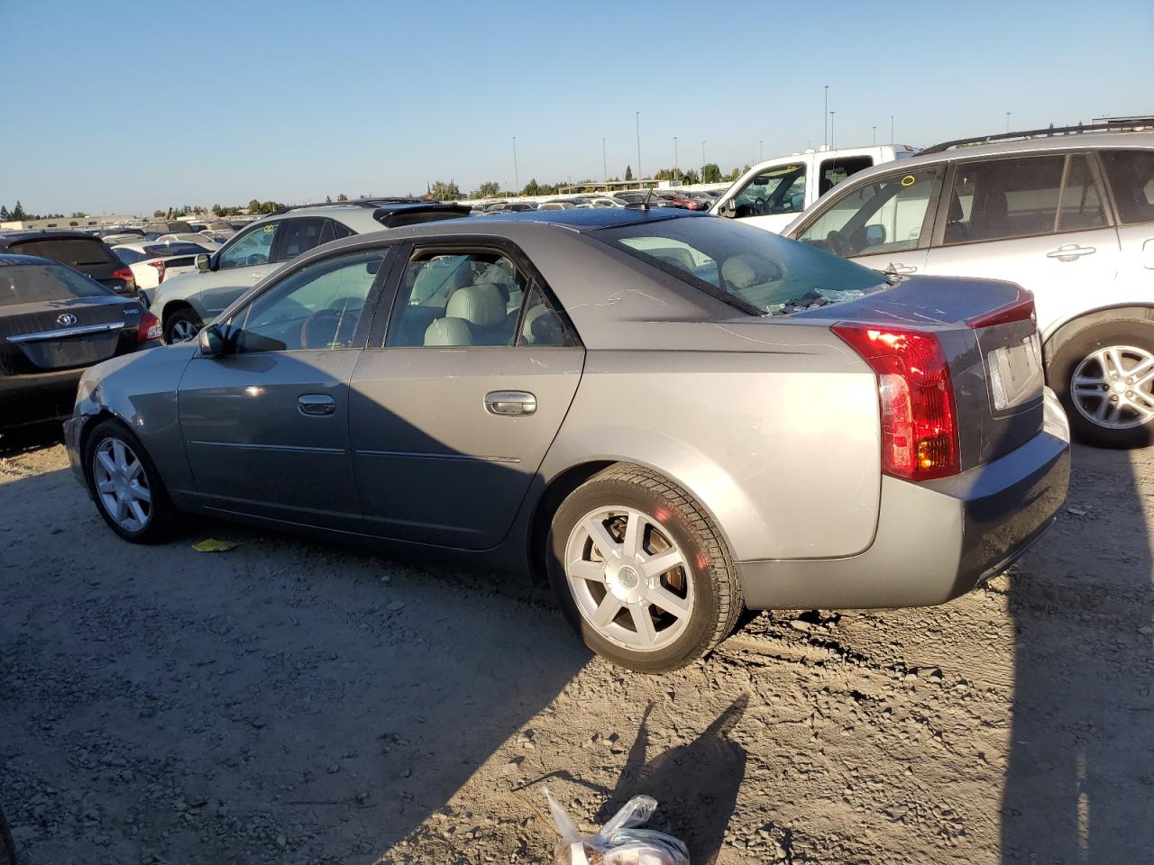 2005 Cadillac CTS - Image 2