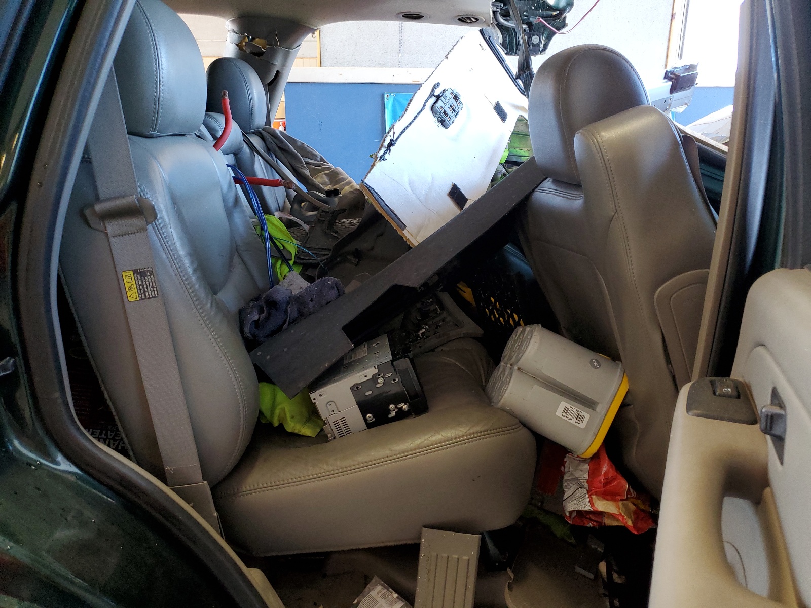 1GNEK13ZX4J100775 2004 Chevrolet Tahoe K1500