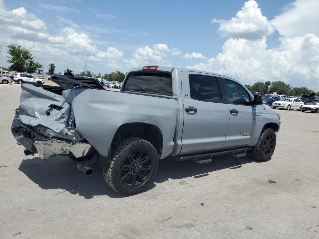  TOYOTA TUNDRA 2019 Srebrny