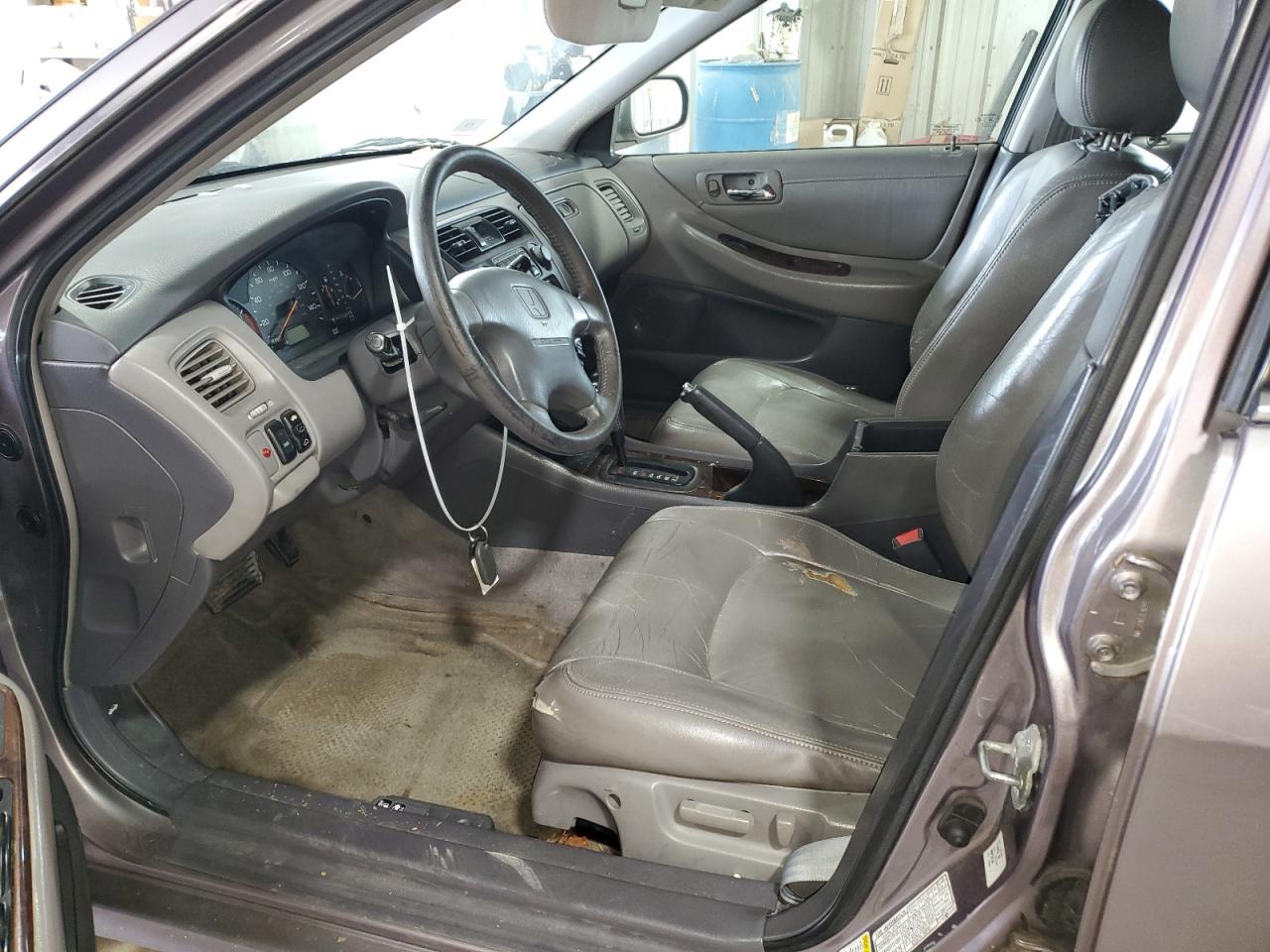 2000 Honda Accord Ex VIN: 1HGCG6684YA111022 Lot: 64910813