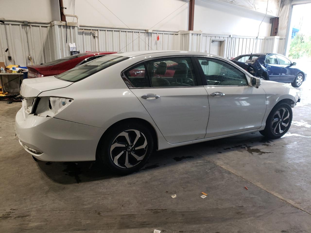 2017 Honda Accord Ex VIN: 1HGCR2F78HA293303 Lot: 64040123