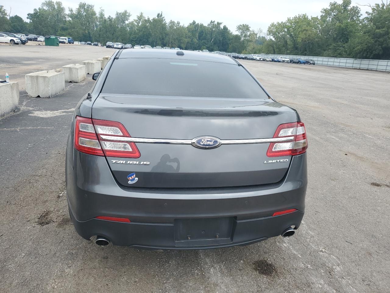 1FAHP2F87GG116360 2016 Ford Taurus