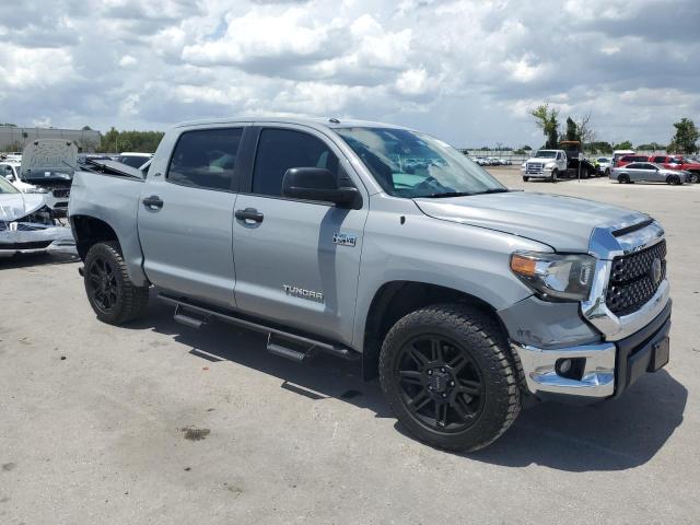  TOYOTA TUNDRA 2019 Srebrny