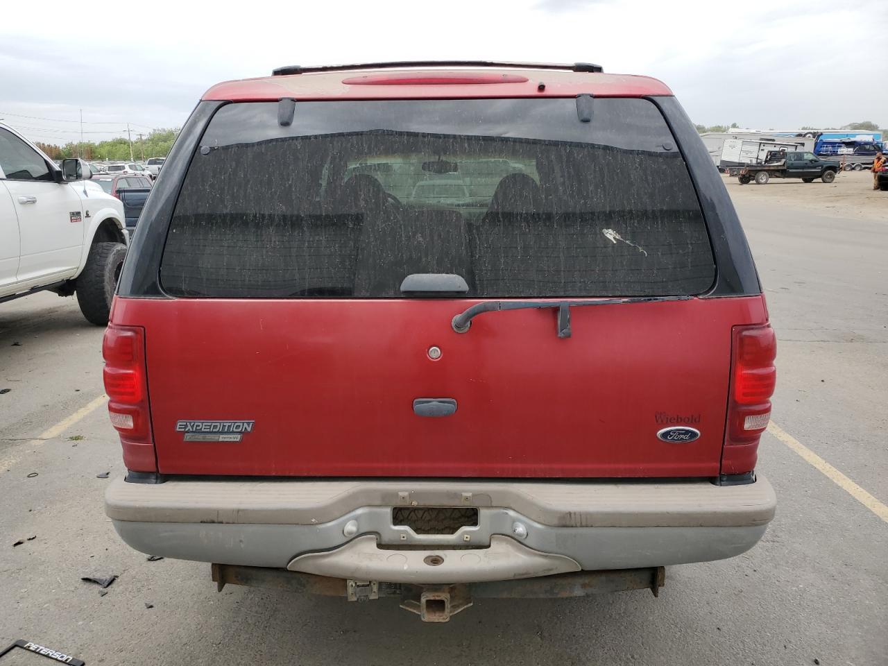 2000 Ford Expedition Eddie Bauer VIN: 1FMPU18L51LA47267 Lot: 62340763