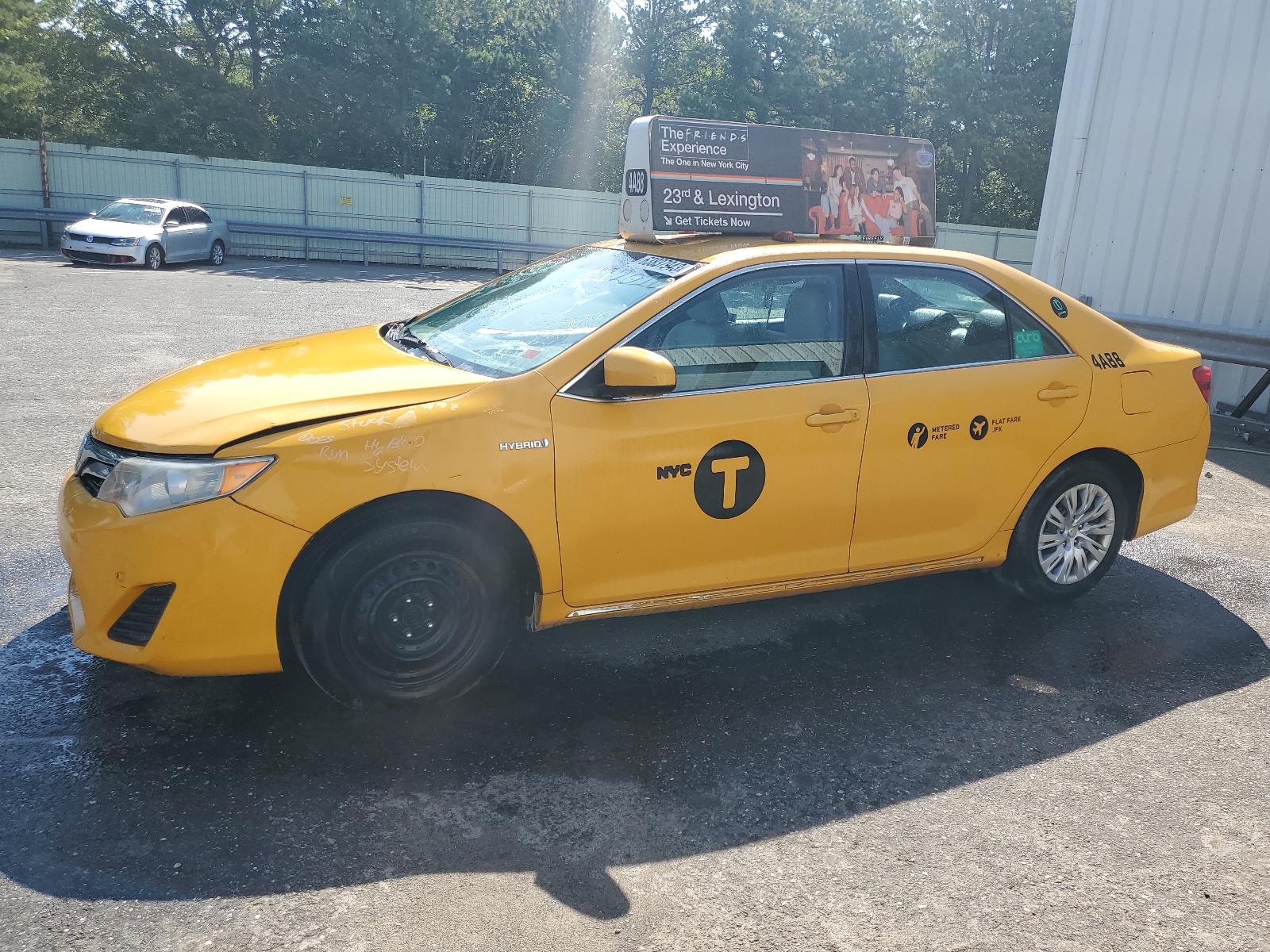 2014 Toyota Camry Hybrid vin: 4T1BD1FK3EU112010