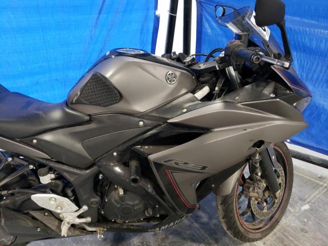 2016 YAMAHA YZFR3   